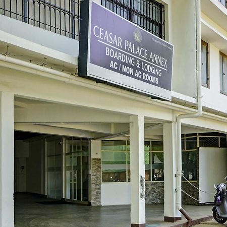 Super Hotel O Ceasar Palace Annex Thodupuzha Екстер'єр фото