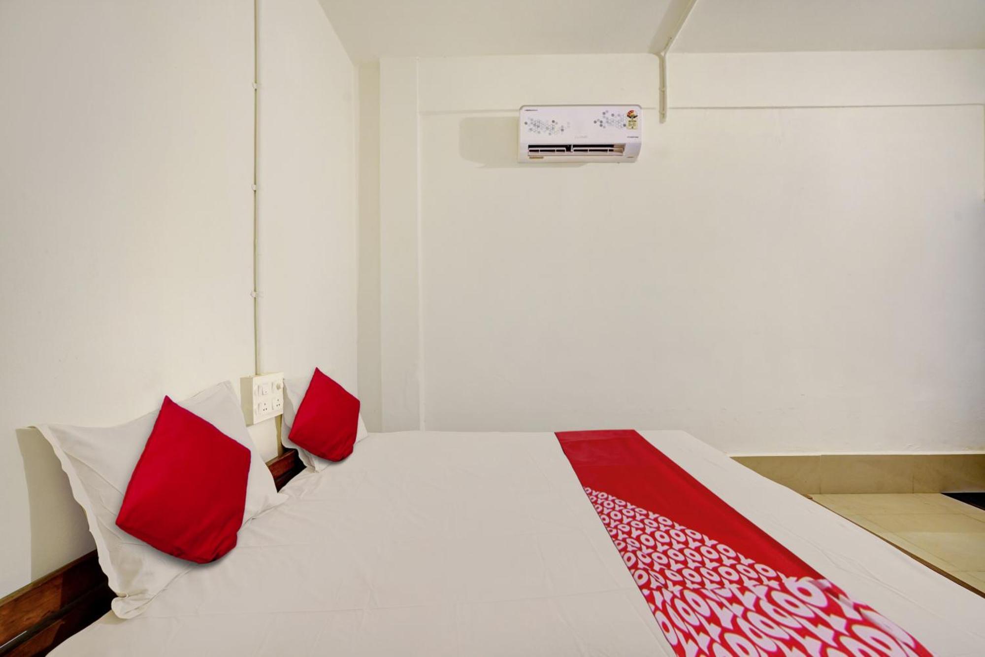 Super Hotel O Ceasar Palace Annex Thodupuzha Екстер'єр фото