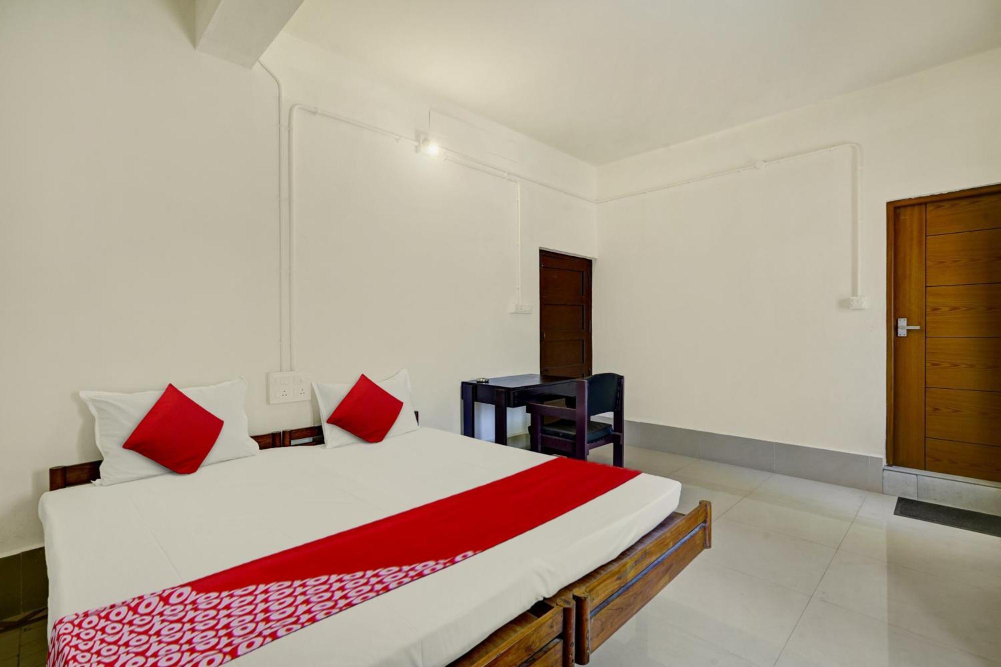 Super Hotel O Ceasar Palace Annex Thodupuzha Екстер'єр фото
