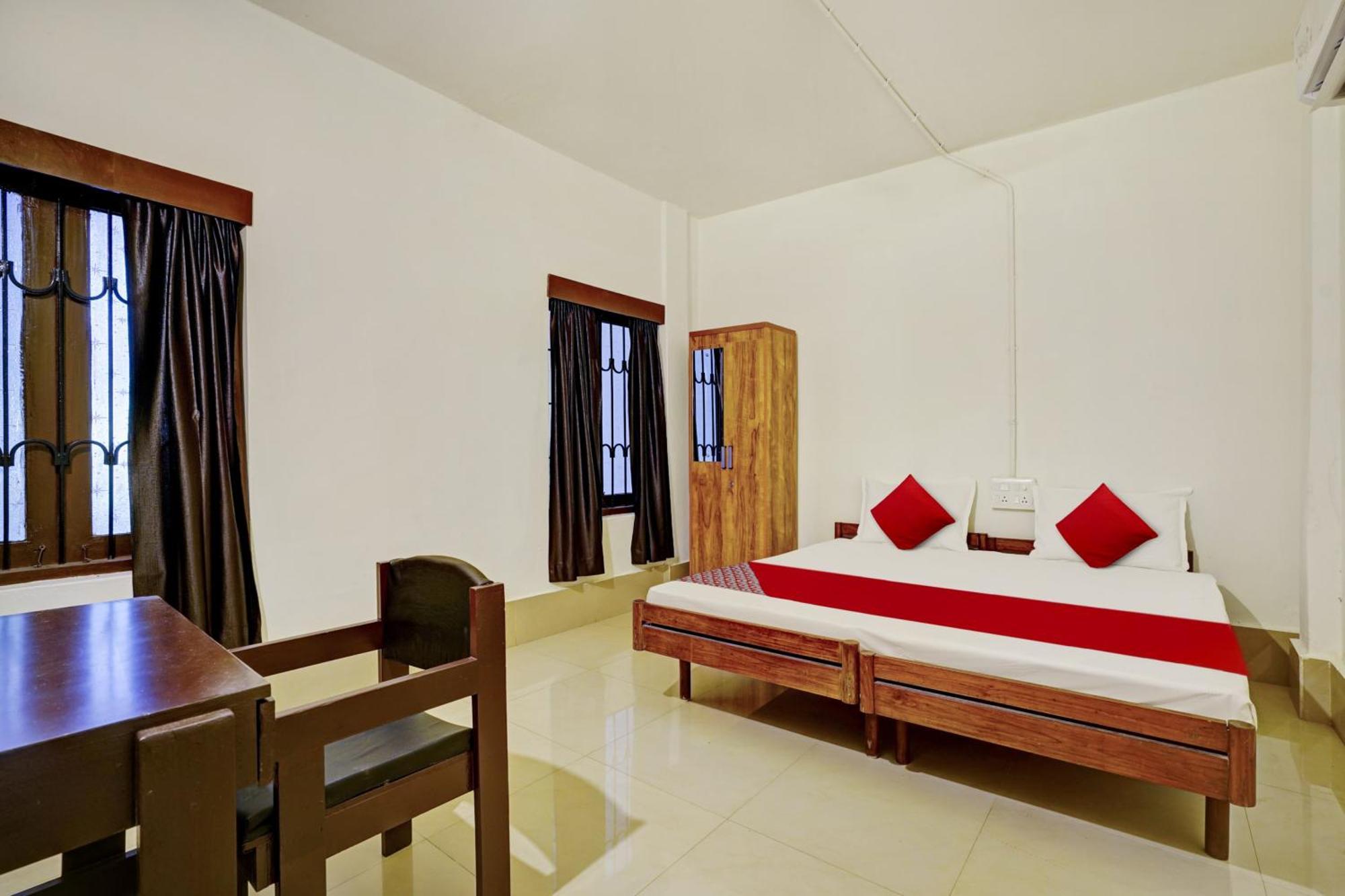 Super Hotel O Ceasar Palace Annex Thodupuzha Екстер'єр фото