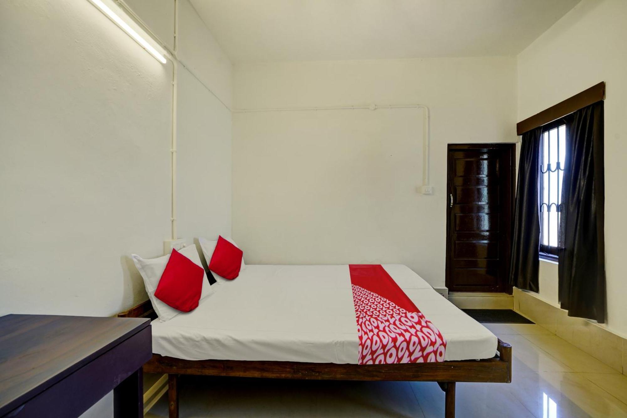 Super Hotel O Ceasar Palace Annex Thodupuzha Екстер'єр фото