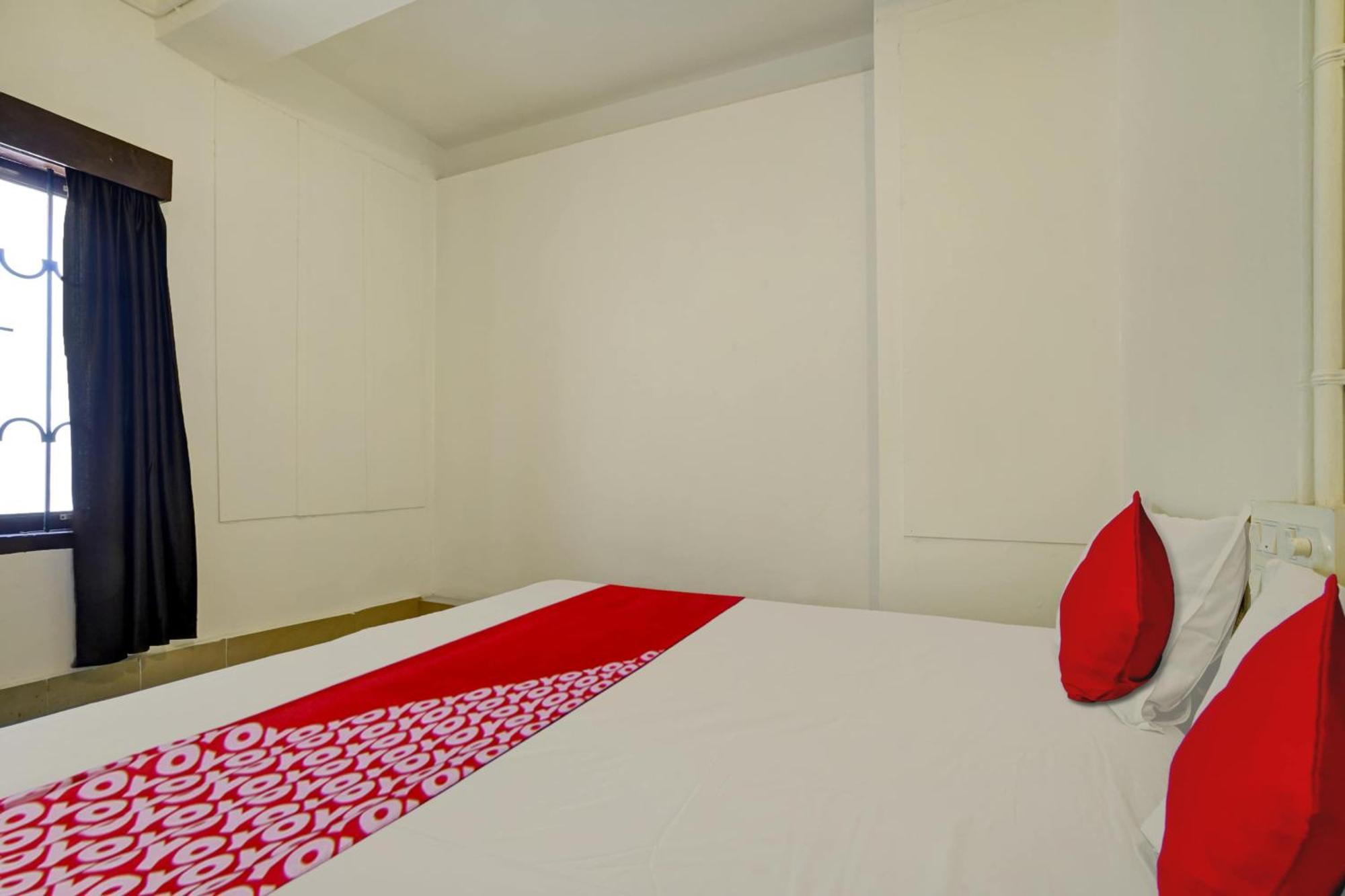 Super Hotel O Ceasar Palace Annex Thodupuzha Екстер'єр фото