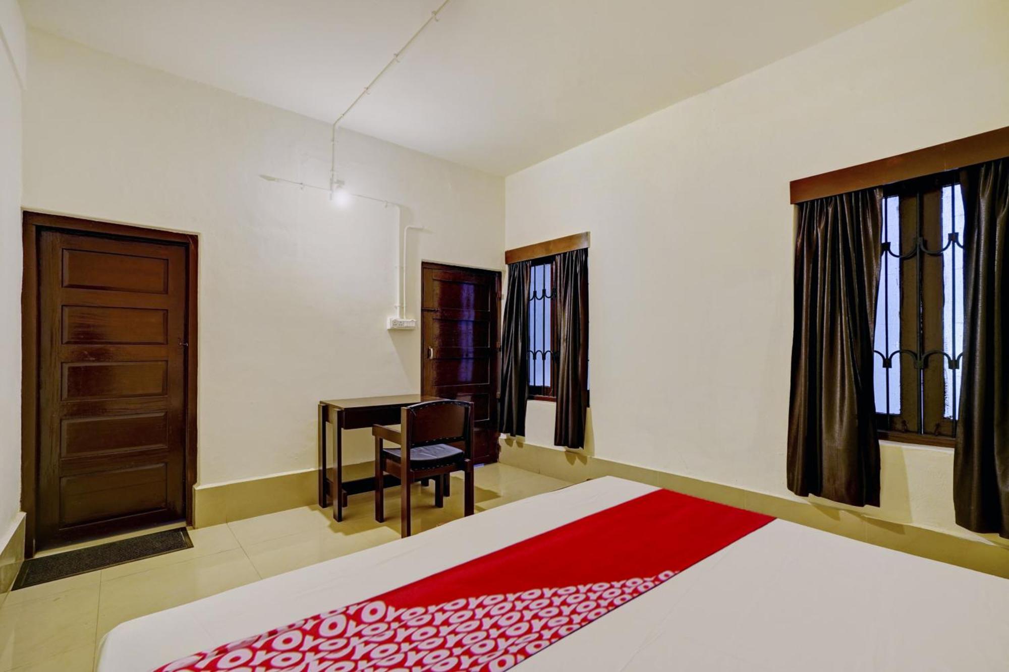 Super Hotel O Ceasar Palace Annex Thodupuzha Екстер'єр фото