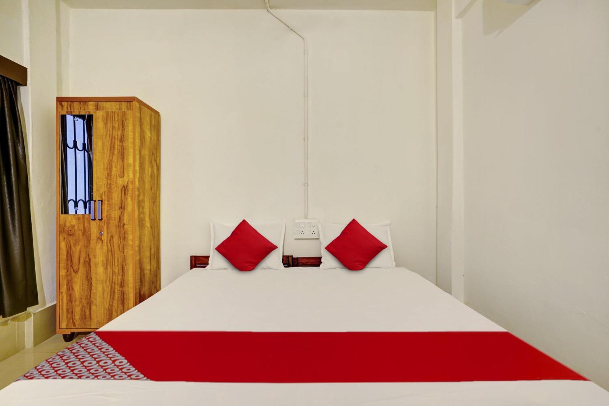 Super Hotel O Ceasar Palace Annex Thodupuzha Екстер'єр фото