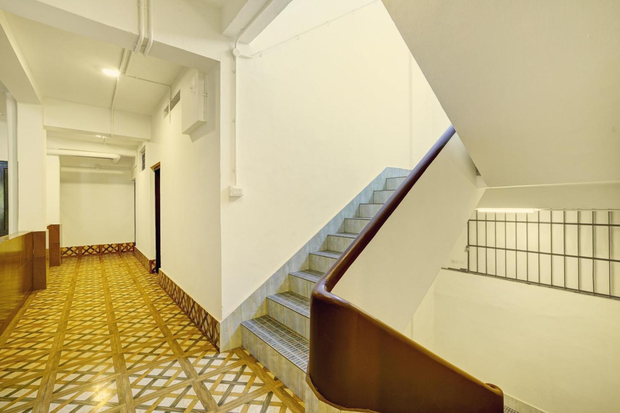 Super Hotel O Ceasar Palace Annex Thodupuzha Екстер'єр фото